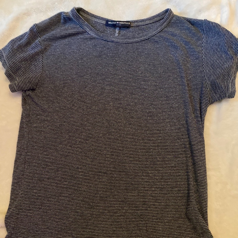 Brandy Melville t shirt